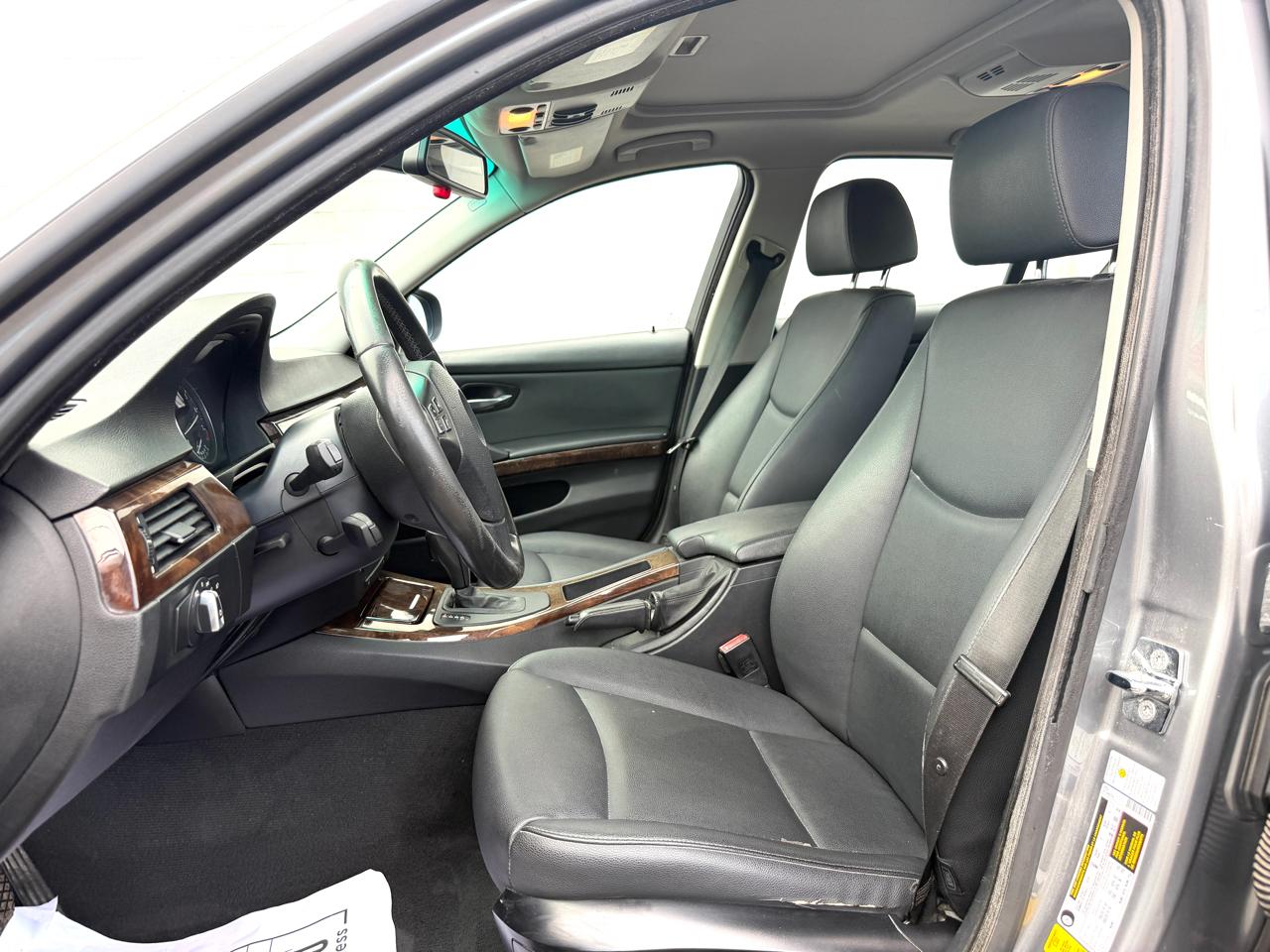 BMW 3 Series 4dr Sdn 328i RWD SULEV 2009