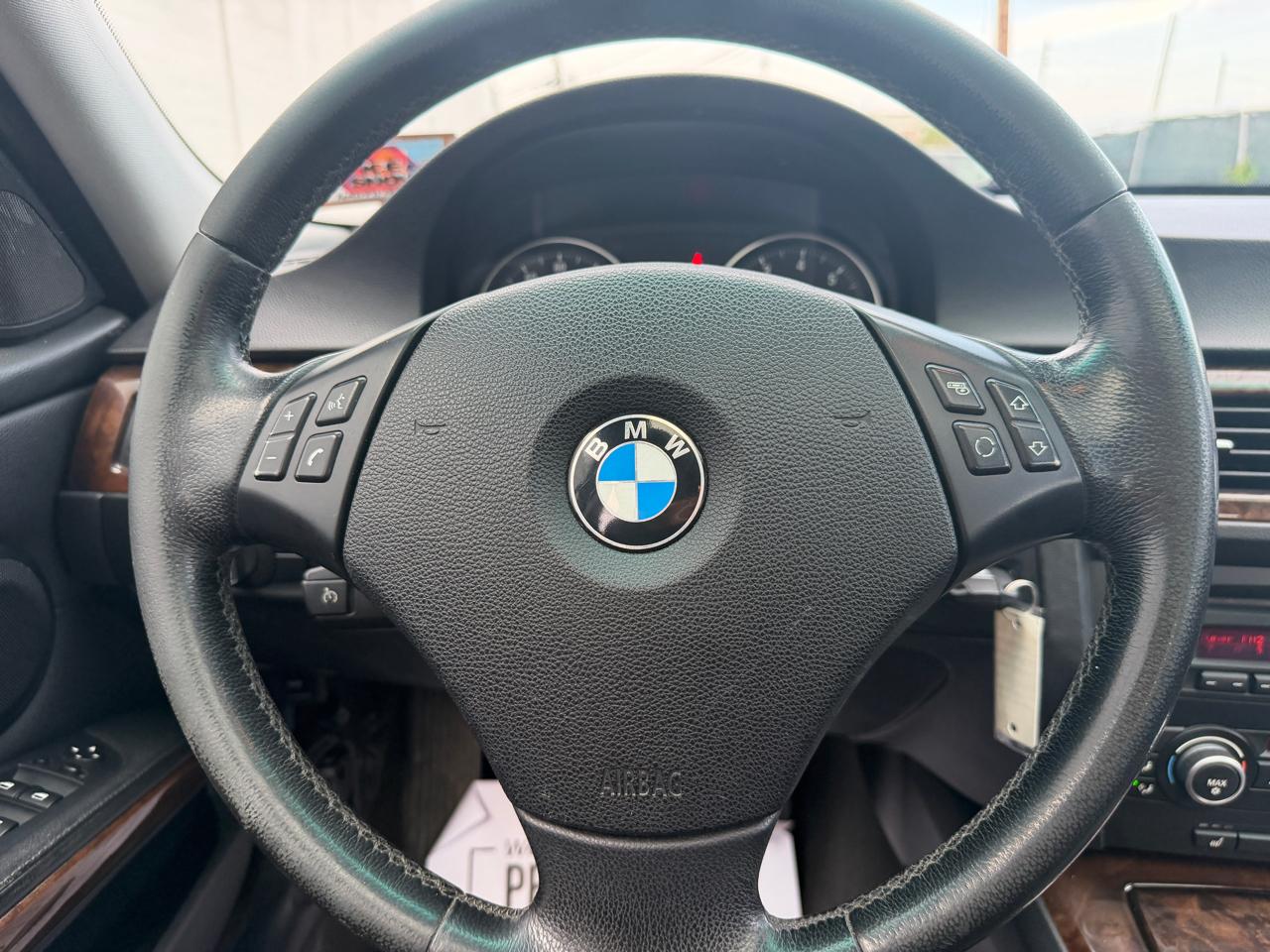BMW 3 Series 4dr Sdn 328i RWD SULEV 2009