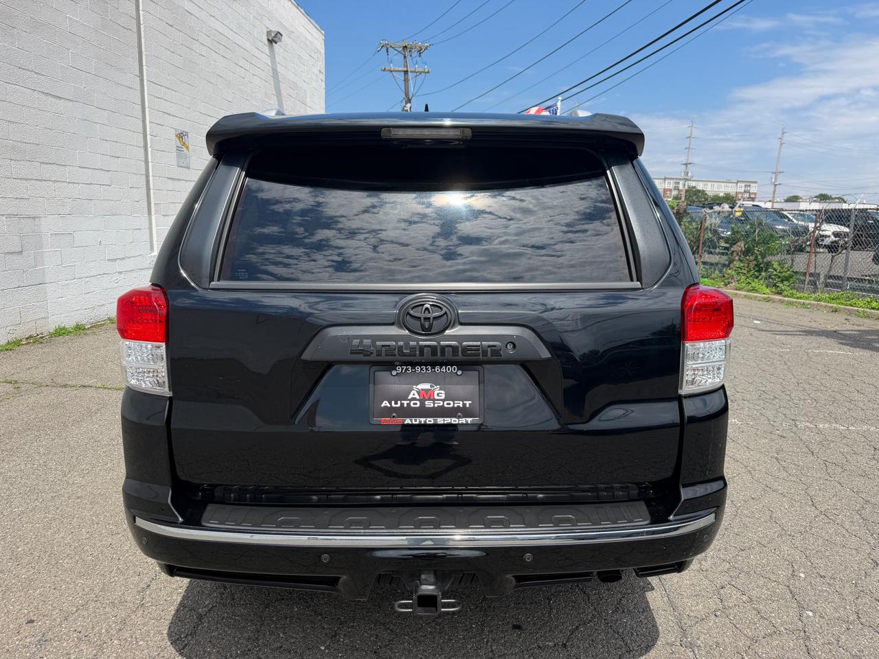 Toyota 4Runner 4WD 4dr V6 Limited (Natl) 2013