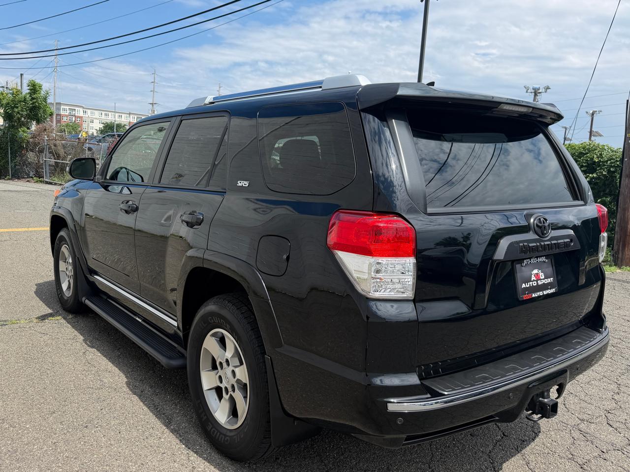 Toyota 4Runner 4WD 4dr V6 Limited (Natl) 2013