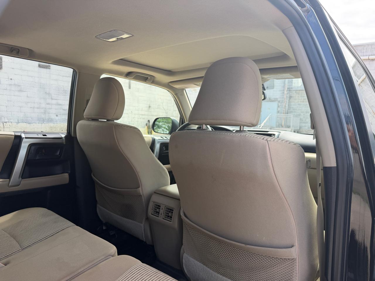 Toyota 4Runner 4WD 4dr V6 Limited (Natl) 2013