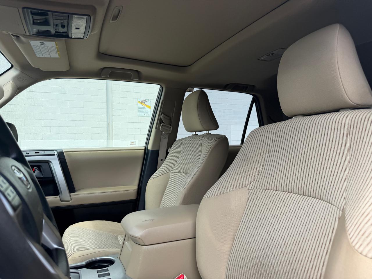 Toyota 4Runner 4WD 4dr V6 Limited (Natl) 2013