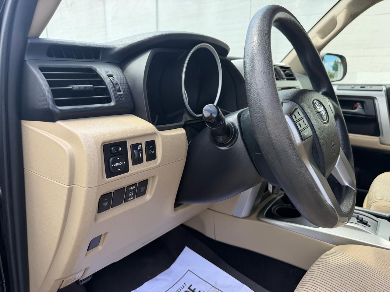 Toyota 4Runner 4WD 4dr V6 Limited (Natl) 2013