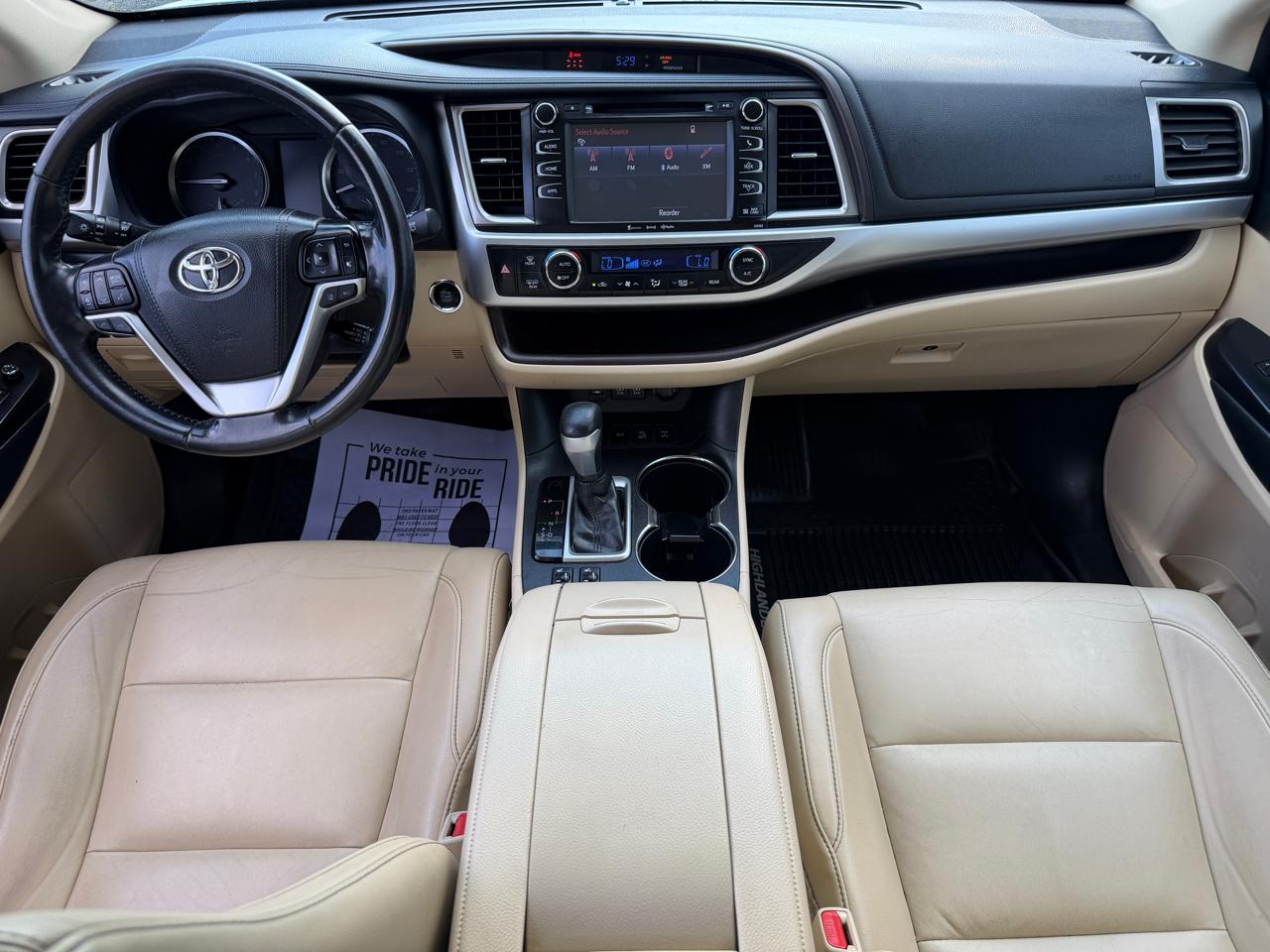 Toyota Highlander XLE V6 AWD (Natl) 2019