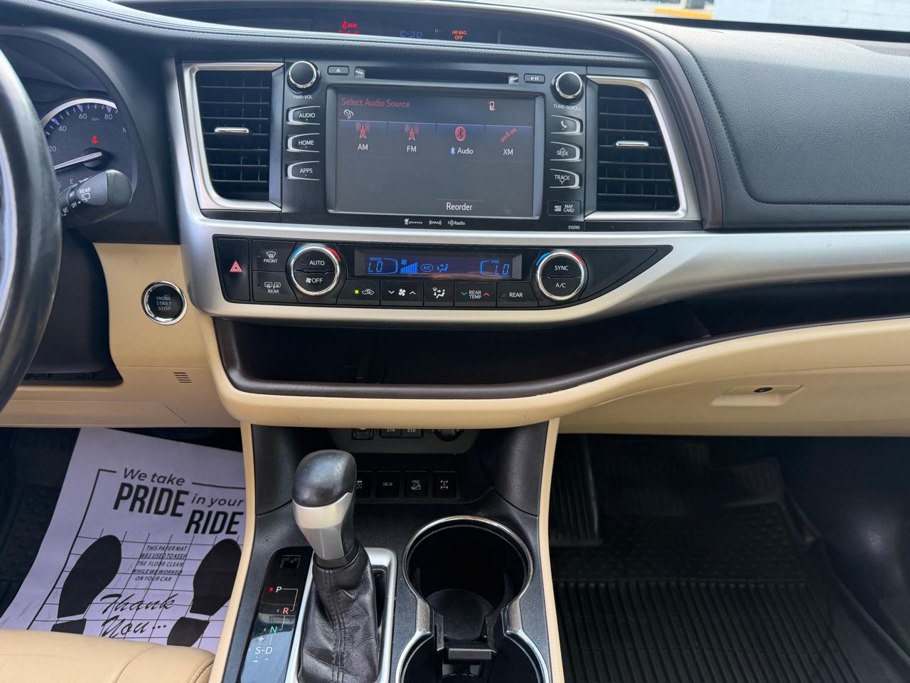 Toyota Highlander XLE V6 AWD (Natl) 2019