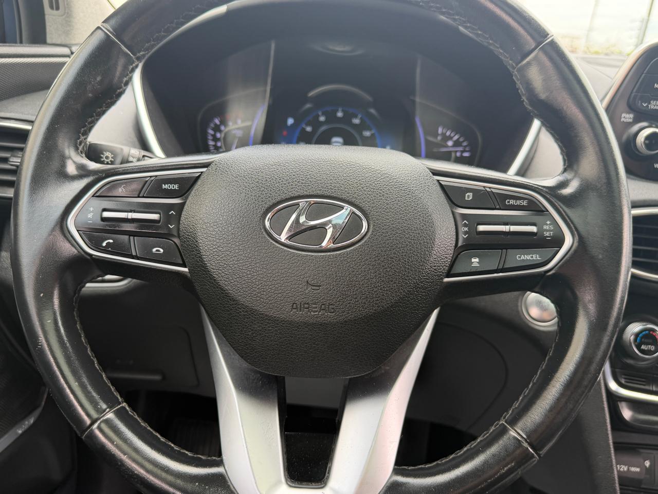 Hyundai Santa Fe SEL 2.4L Auto AWD 2020
