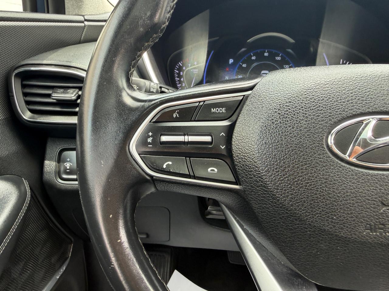 Hyundai Santa Fe SEL 2.4L Auto AWD 2020