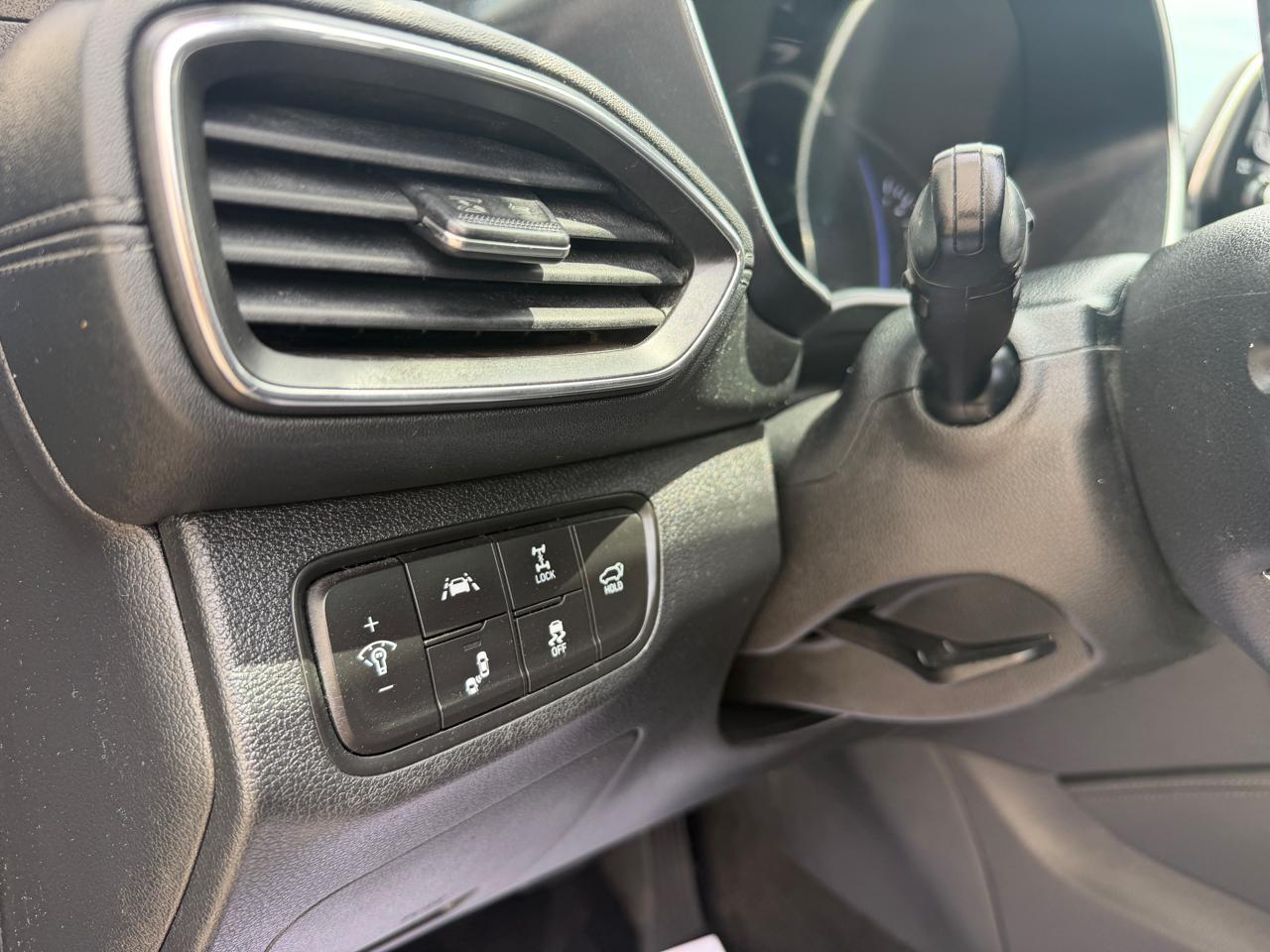 Hyundai Santa Fe SEL 2.4L Auto AWD 2020