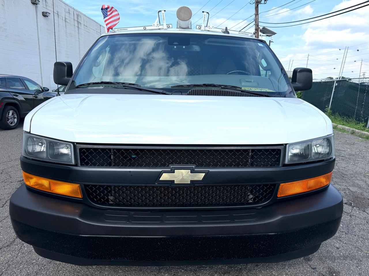 Chevrolet Express Cargo Van RWD 3500 135" 2020