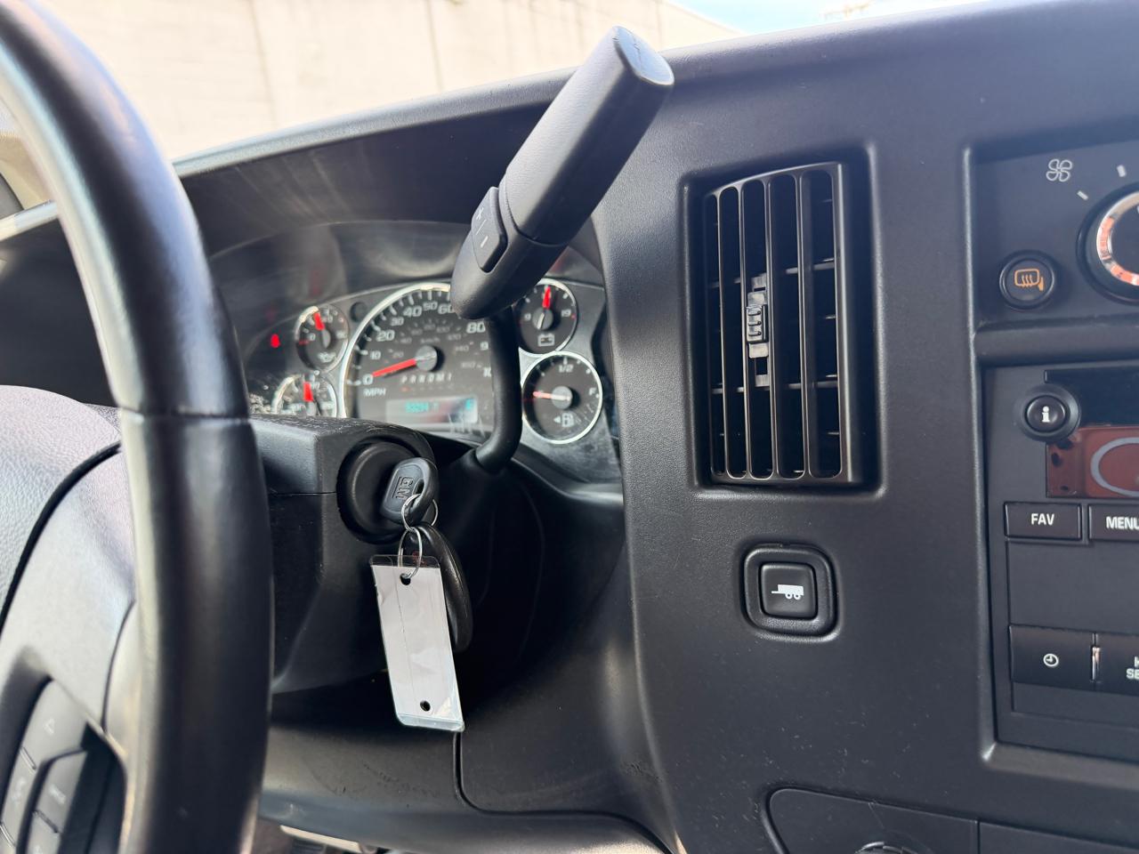 Chevrolet Express Cargo Van RWD 3500 135" 2020