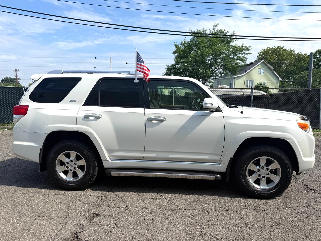 Toyota 4Runner 4WD 4dr V6 Limited (Natl) 2012