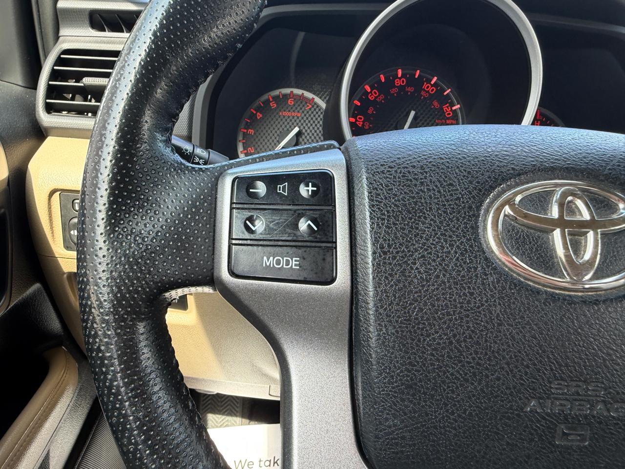 Toyota 4Runner 4WD 4dr V6 Limited (Natl) 2012