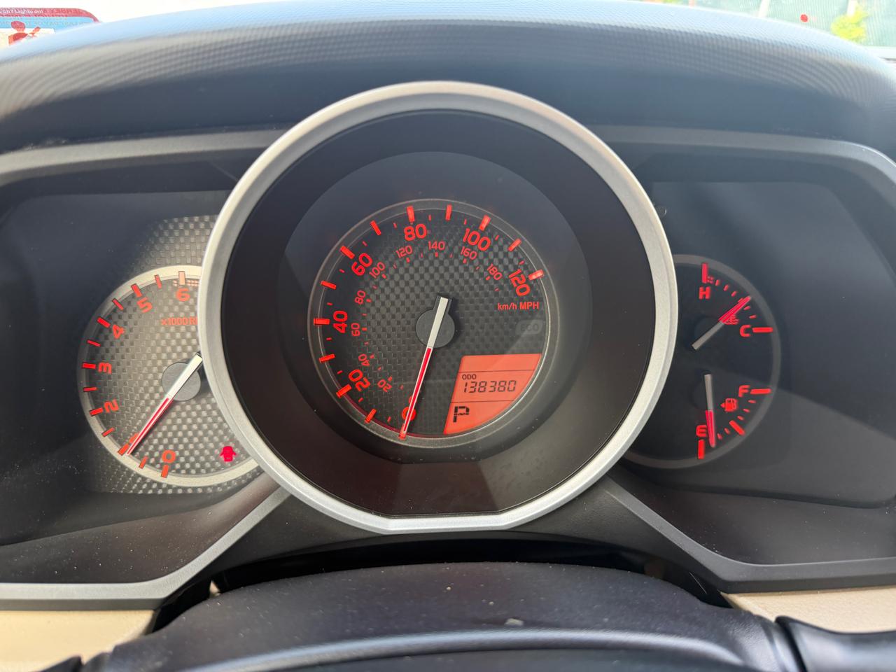 Toyota 4Runner 4WD 4dr V6 Limited (Natl) 2012