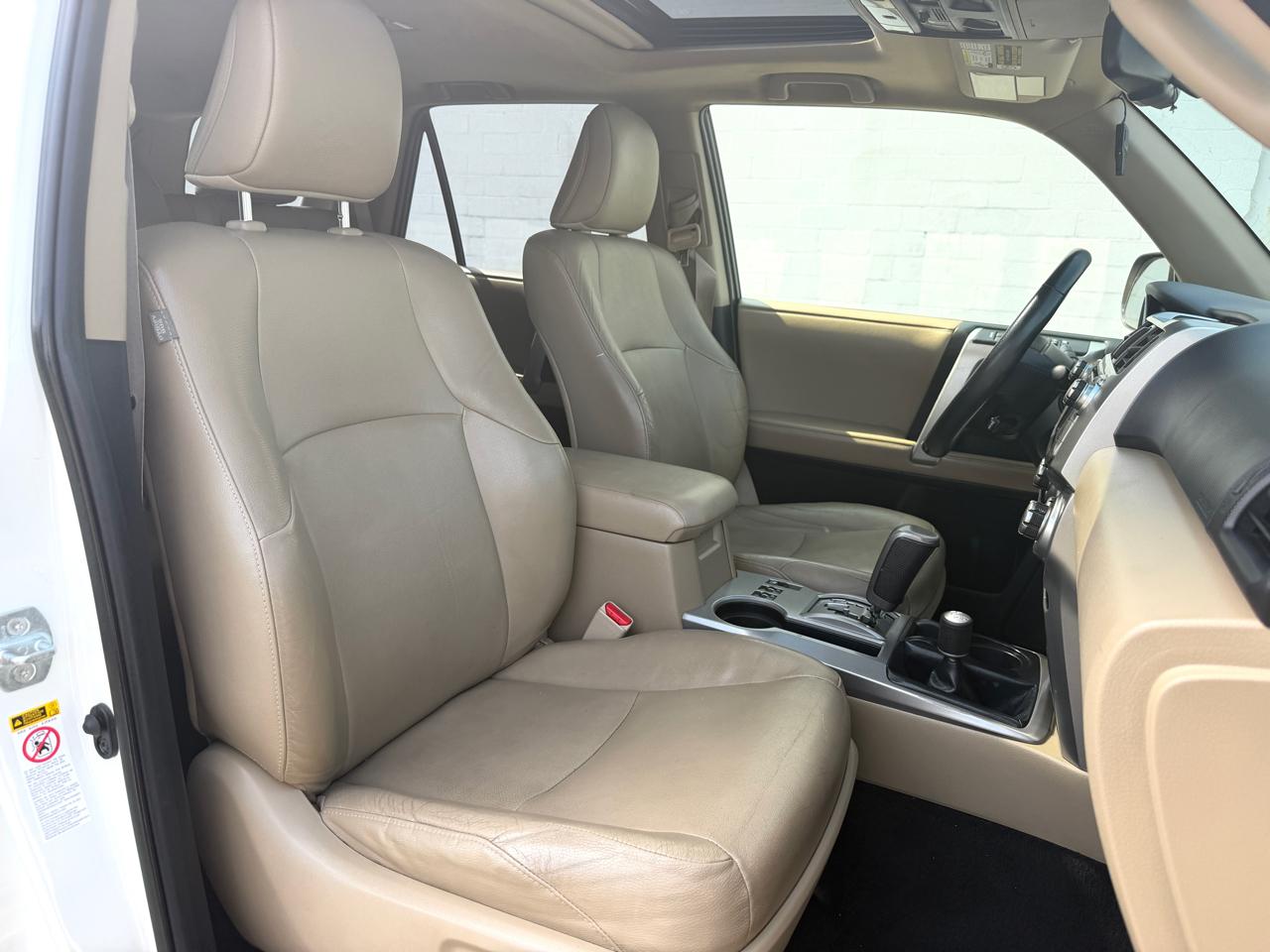 Toyota 4Runner 4WD 4dr V6 Limited (Natl) 2012