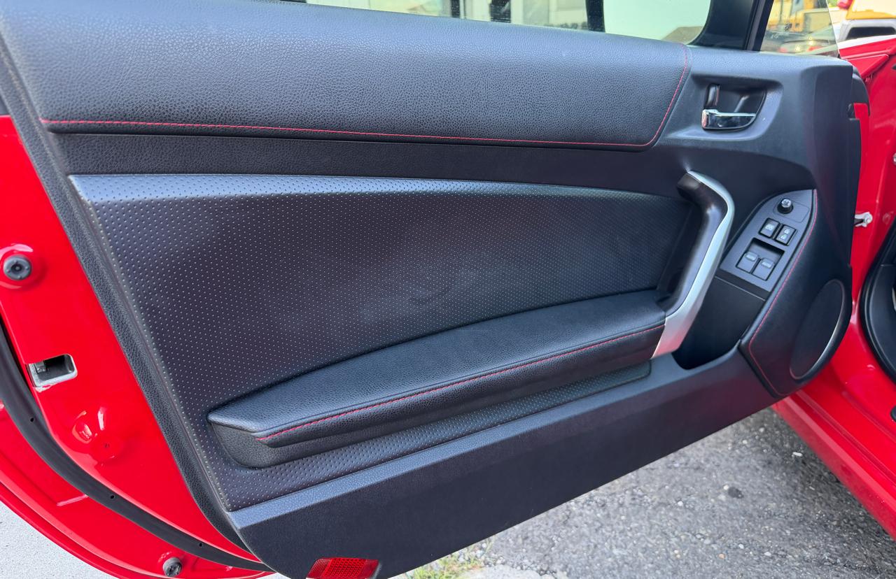 Scion FR-S 2dr Cpe Auto (Natl) 2016
