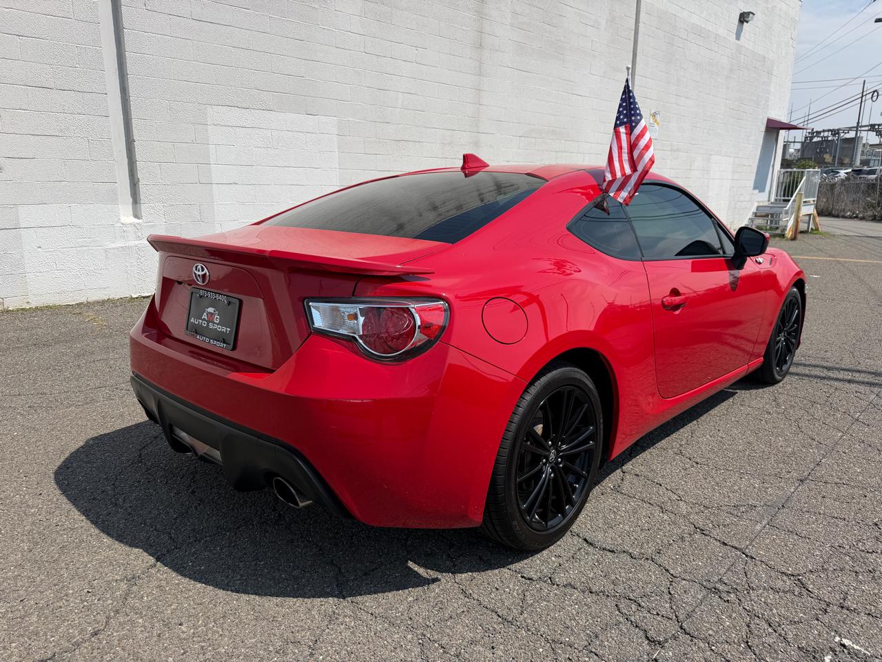 Scion FR-S 2dr Cpe Auto (Natl) 2016