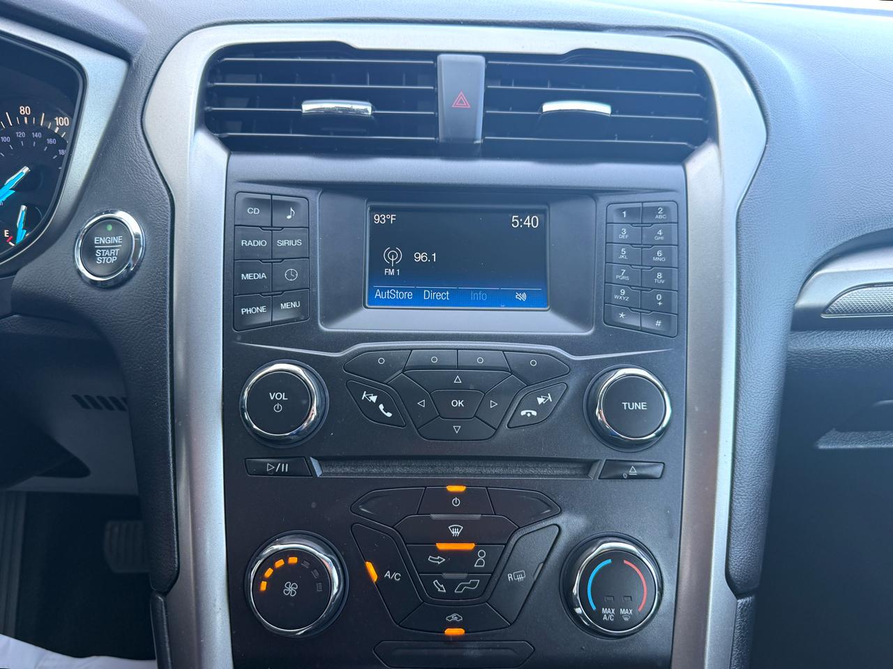 Ford Fusion SE FWD 2017
