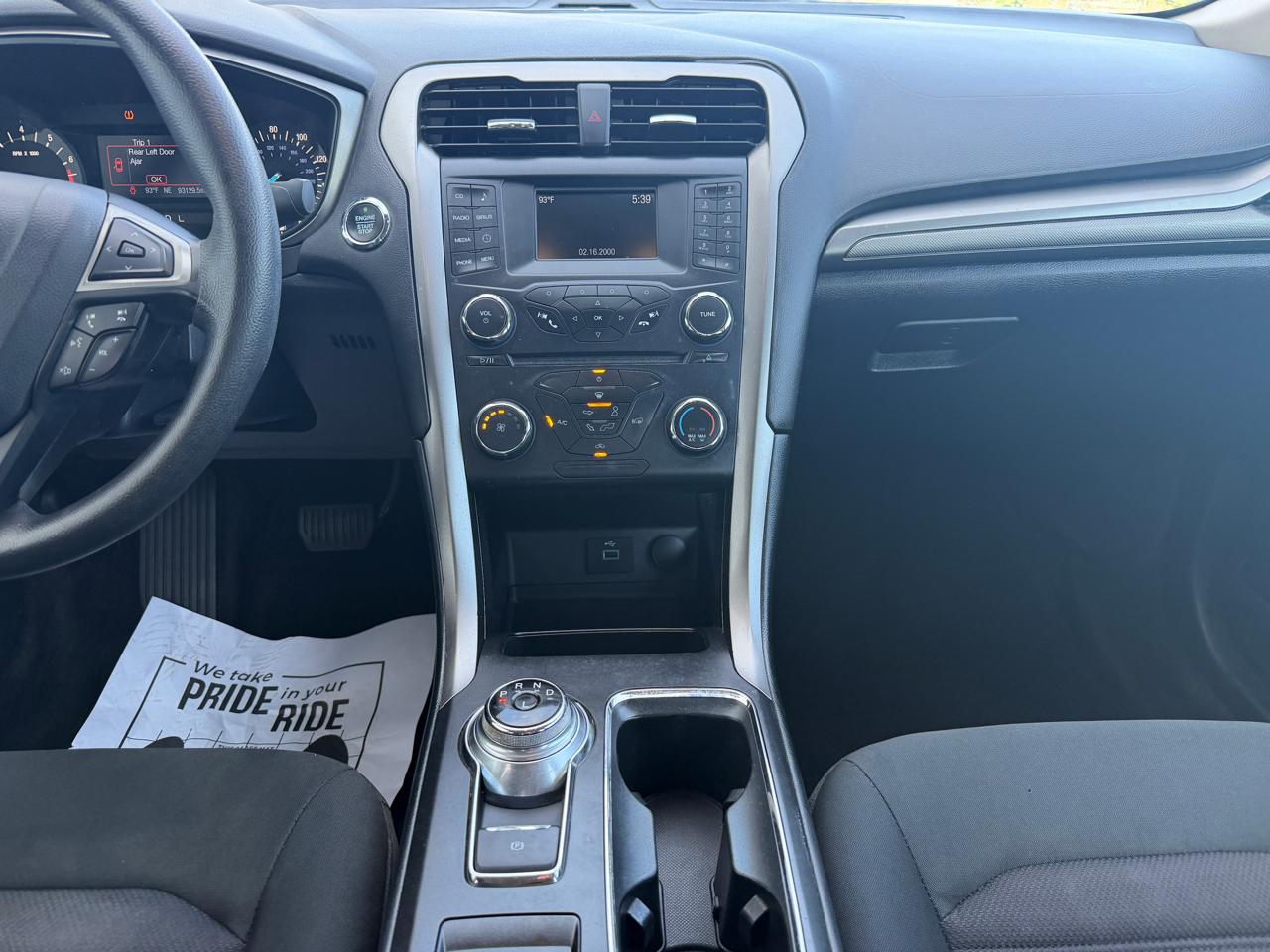 Ford Fusion SE FWD 2017