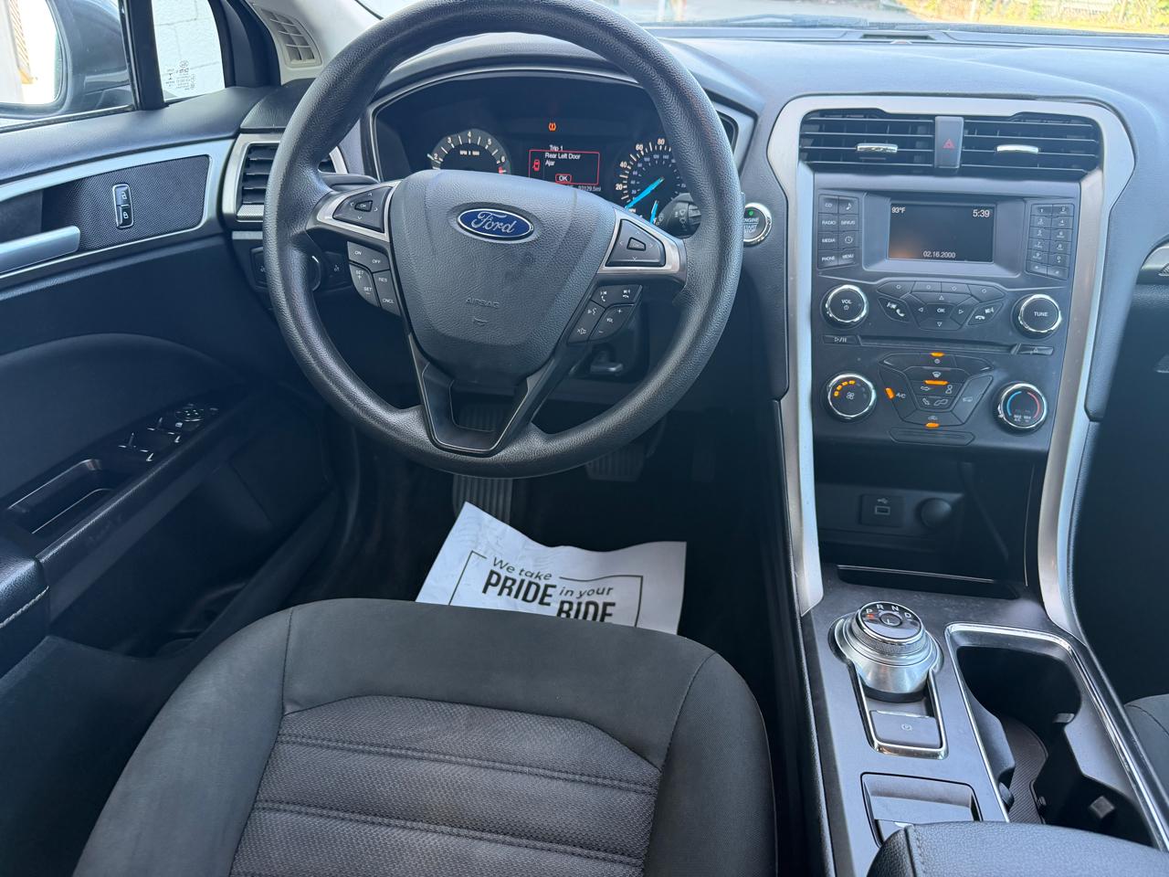 Ford Fusion SE FWD 2017