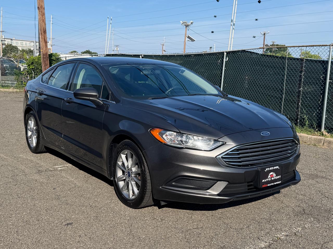 2017 Ford Fusion SE FWD