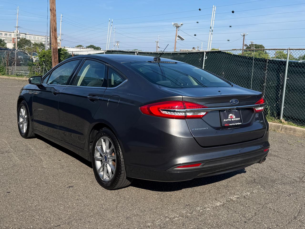 Ford Fusion SE FWD 2017