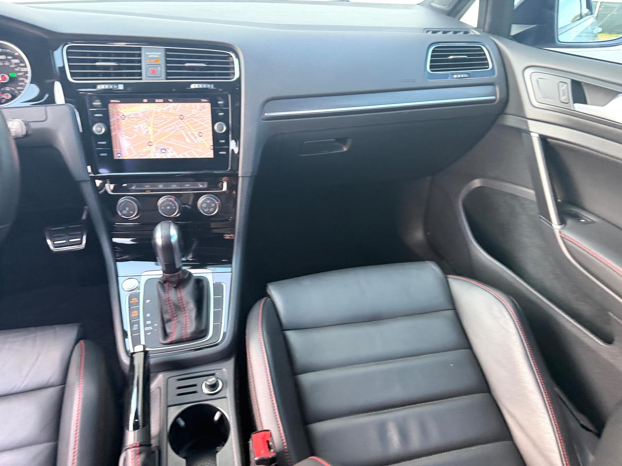 Volkswagen Golf GTI SE 2021