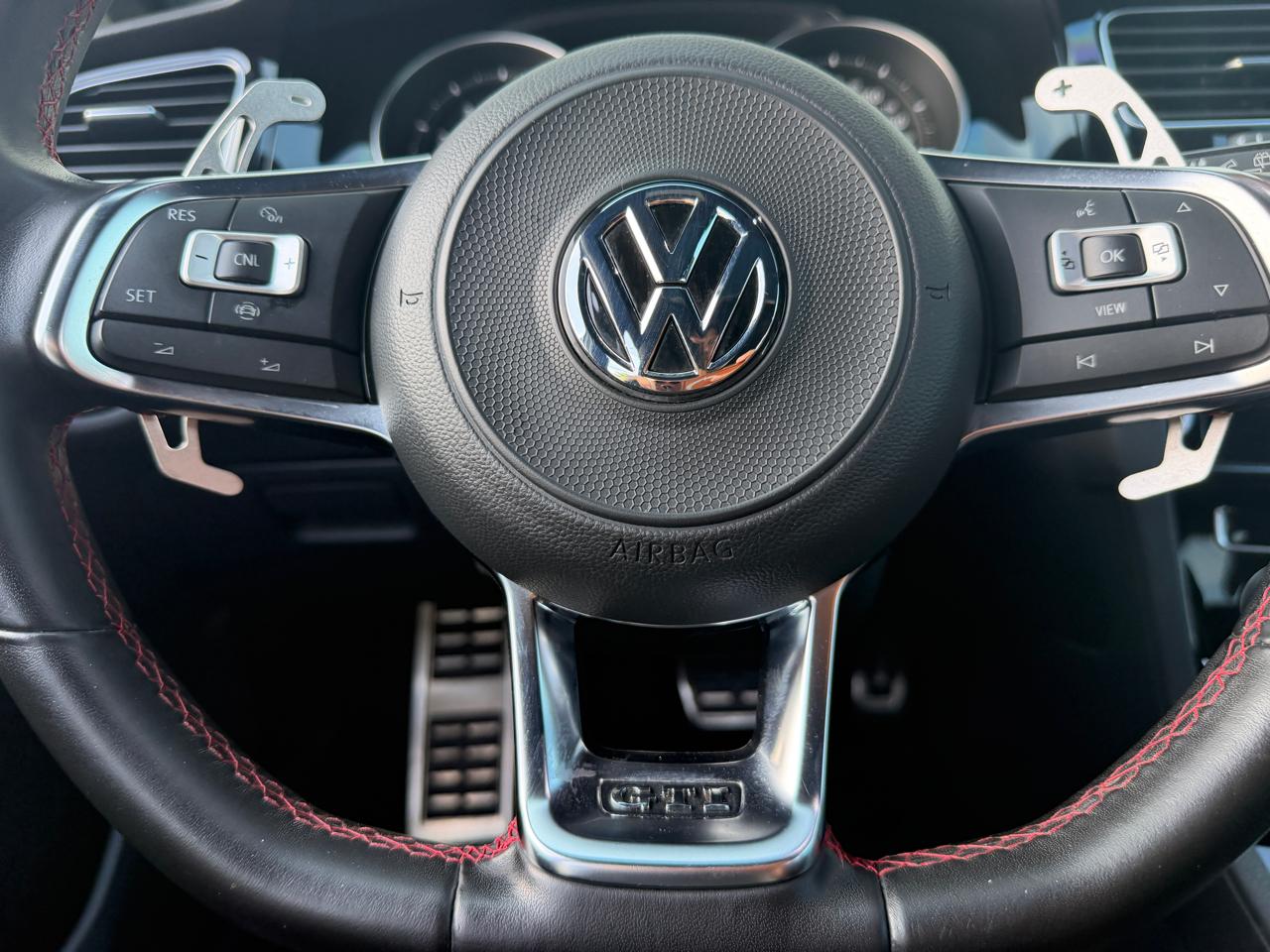Volkswagen Golf GTI SE 2021