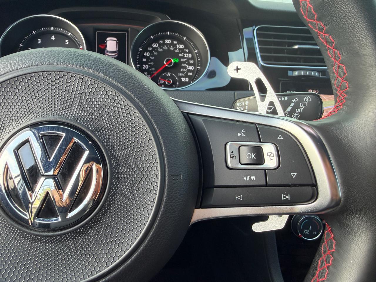 Volkswagen Golf GTI SE 2021