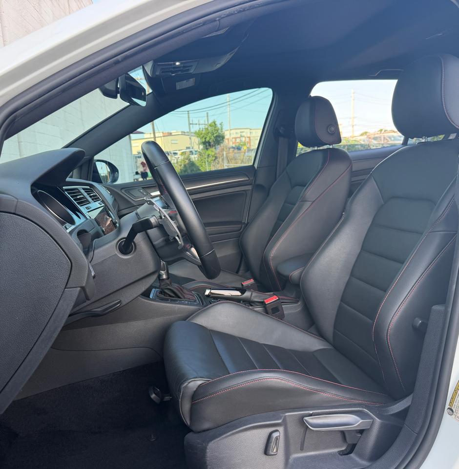 Volkswagen Golf GTI SE 2021