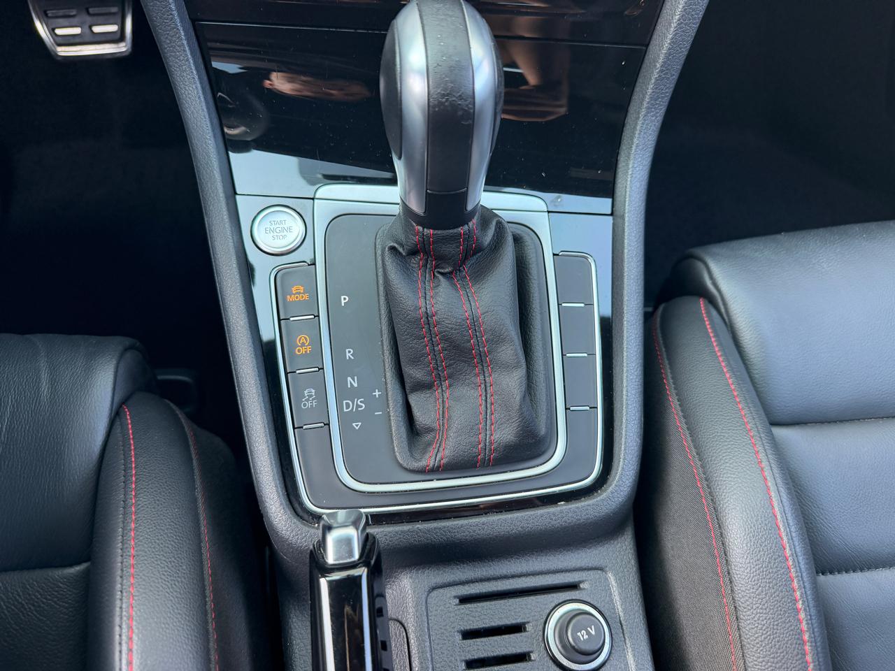 Volkswagen Golf GTI SE 2021