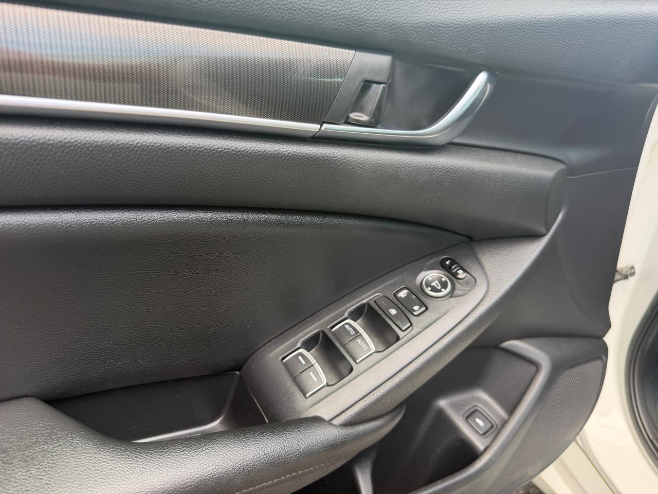 Honda Accord Sedan Sport 2.0T Auto 2019