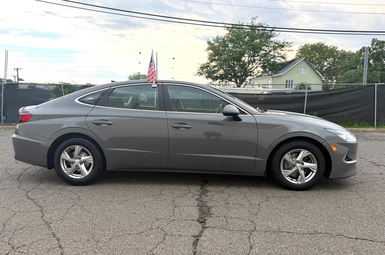 Hyundai Sonata SE 2.5L 2021
