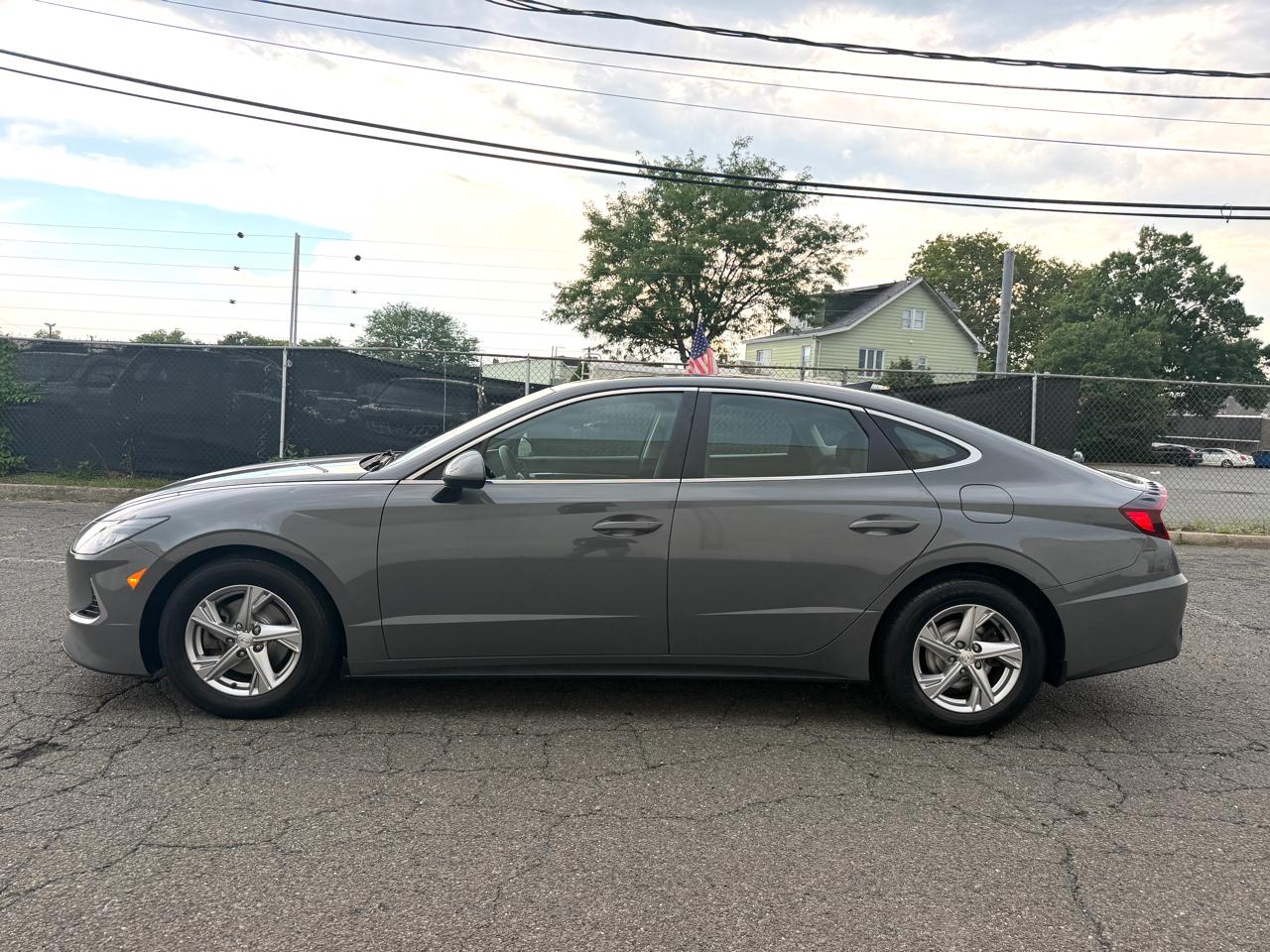 Hyundai Sonata SE 2.5L 2021
