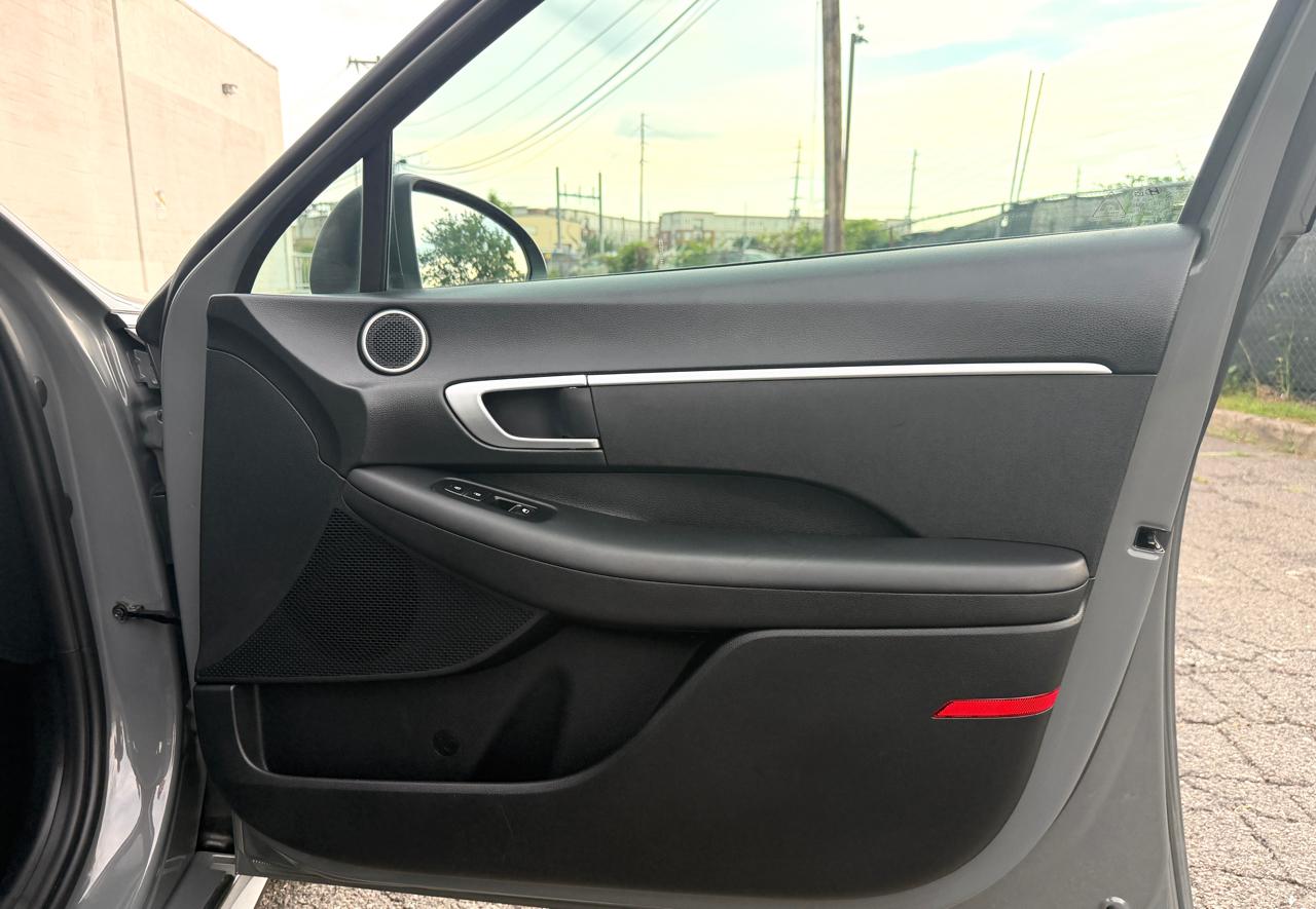 Hyundai Sonata SE 2.5L 2021