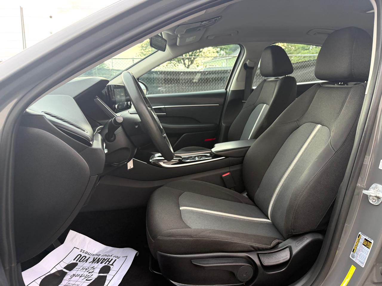 Hyundai Sonata SE 2.5L 2021