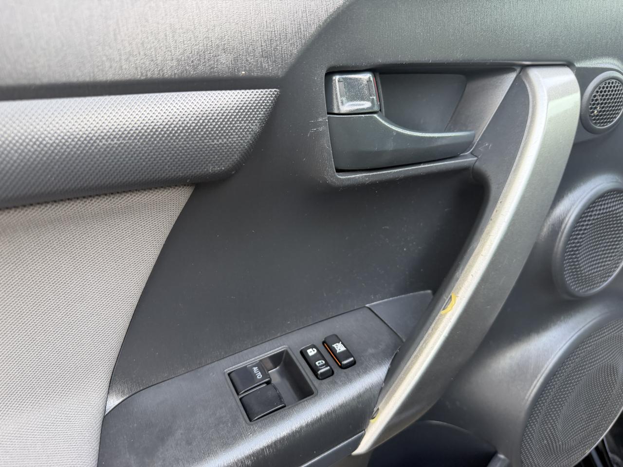 Scion tC 2dr HB Man (Natl) 2014
