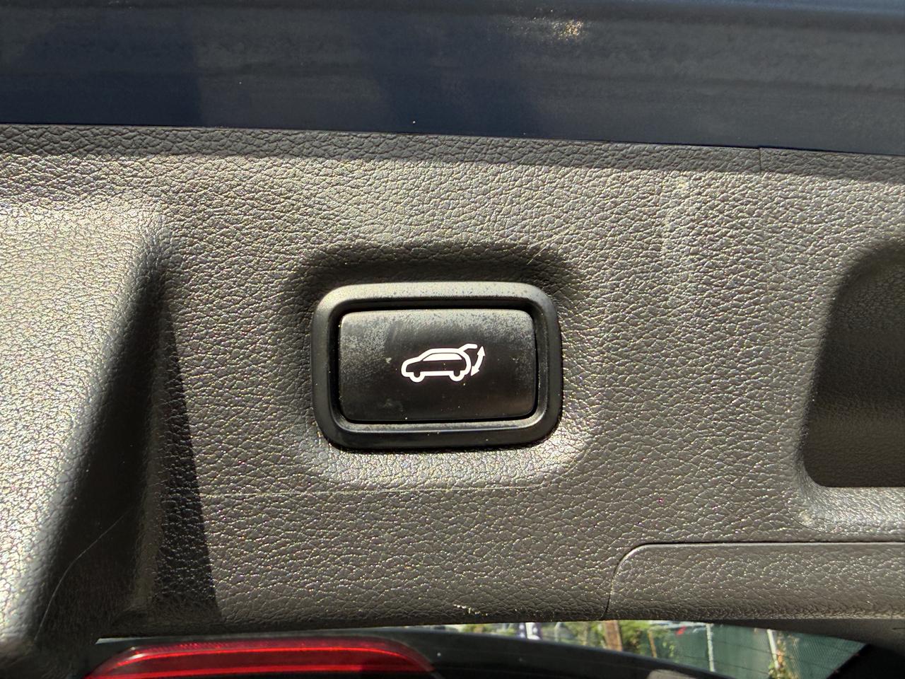 Hyundai Santa Fe SEL 2.0T Auto AWD 2020
