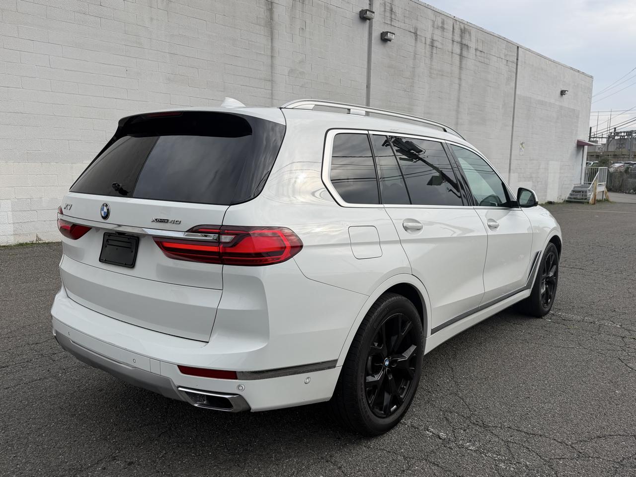 BMW X7 xDrive40i Sports Activity Vehicle 2020