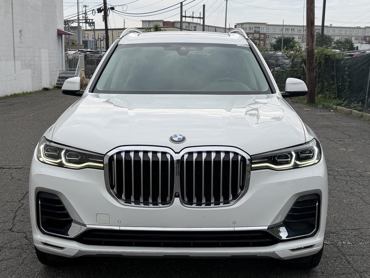 BMW X7 xDrive40i Sports Activity Vehicle 2020