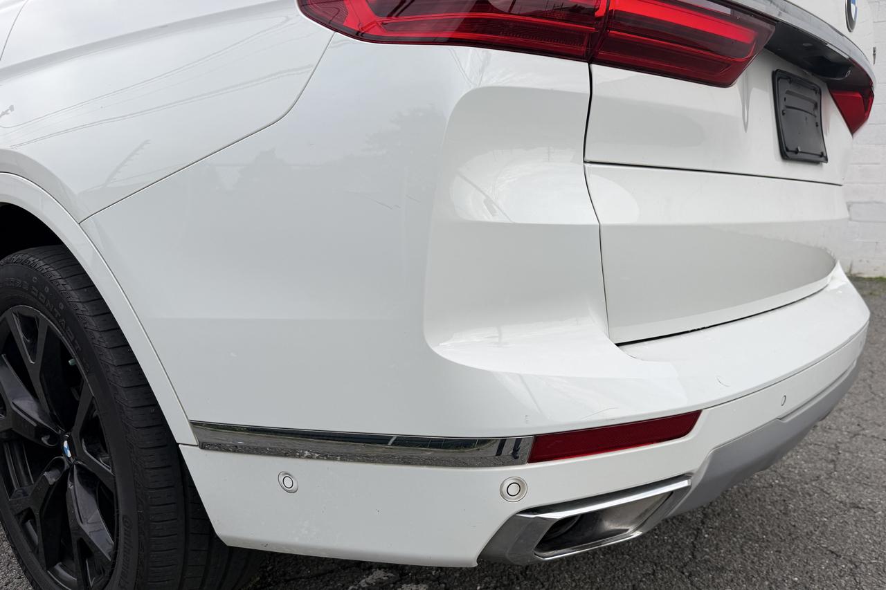 BMW X7 xDrive40i Sports Activity Vehicle 2020
