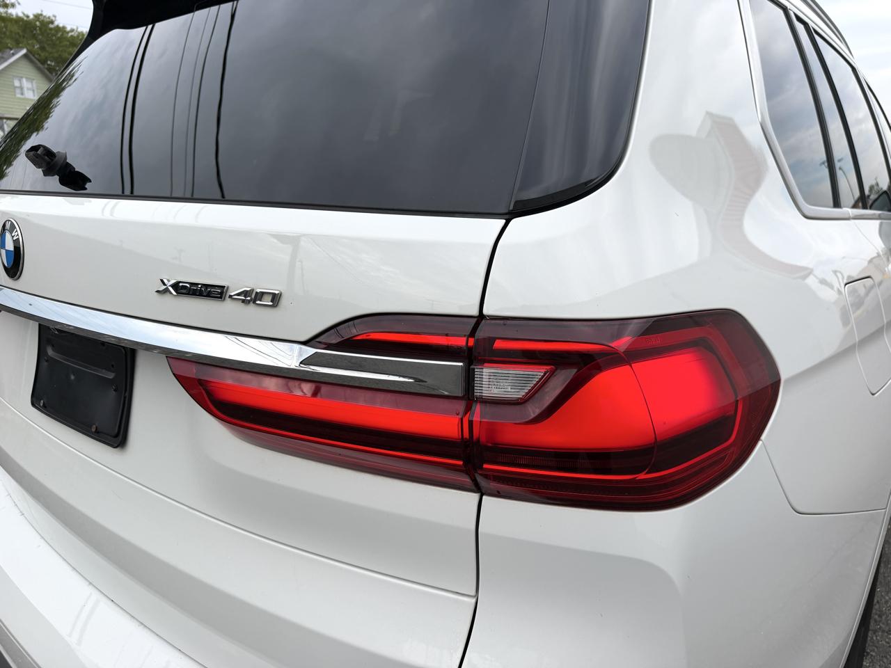 BMW X7 xDrive40i Sports Activity Vehicle 2020