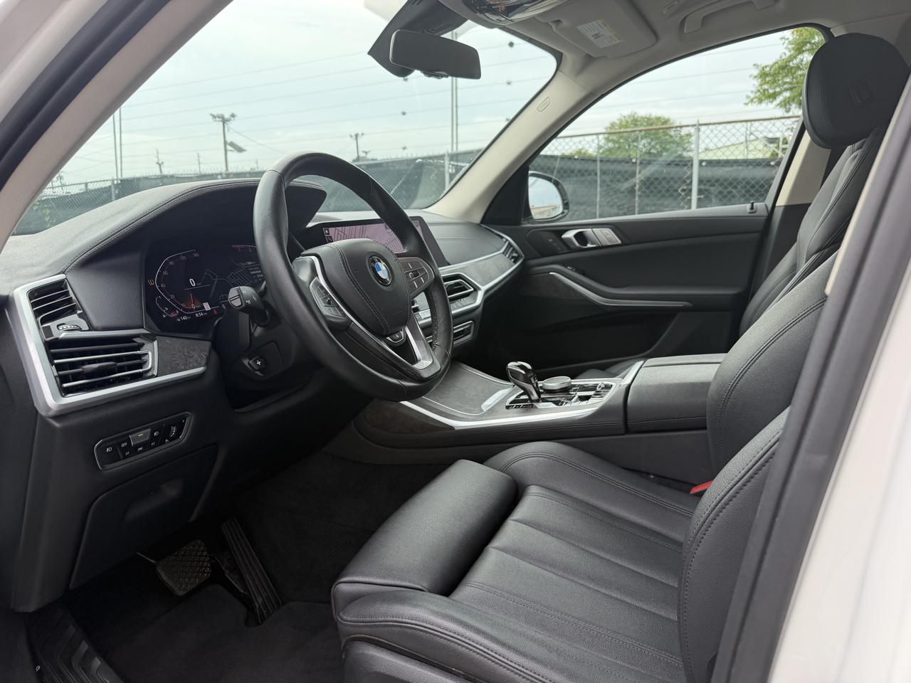 BMW X7 xDrive40i Sports Activity Vehicle 2020