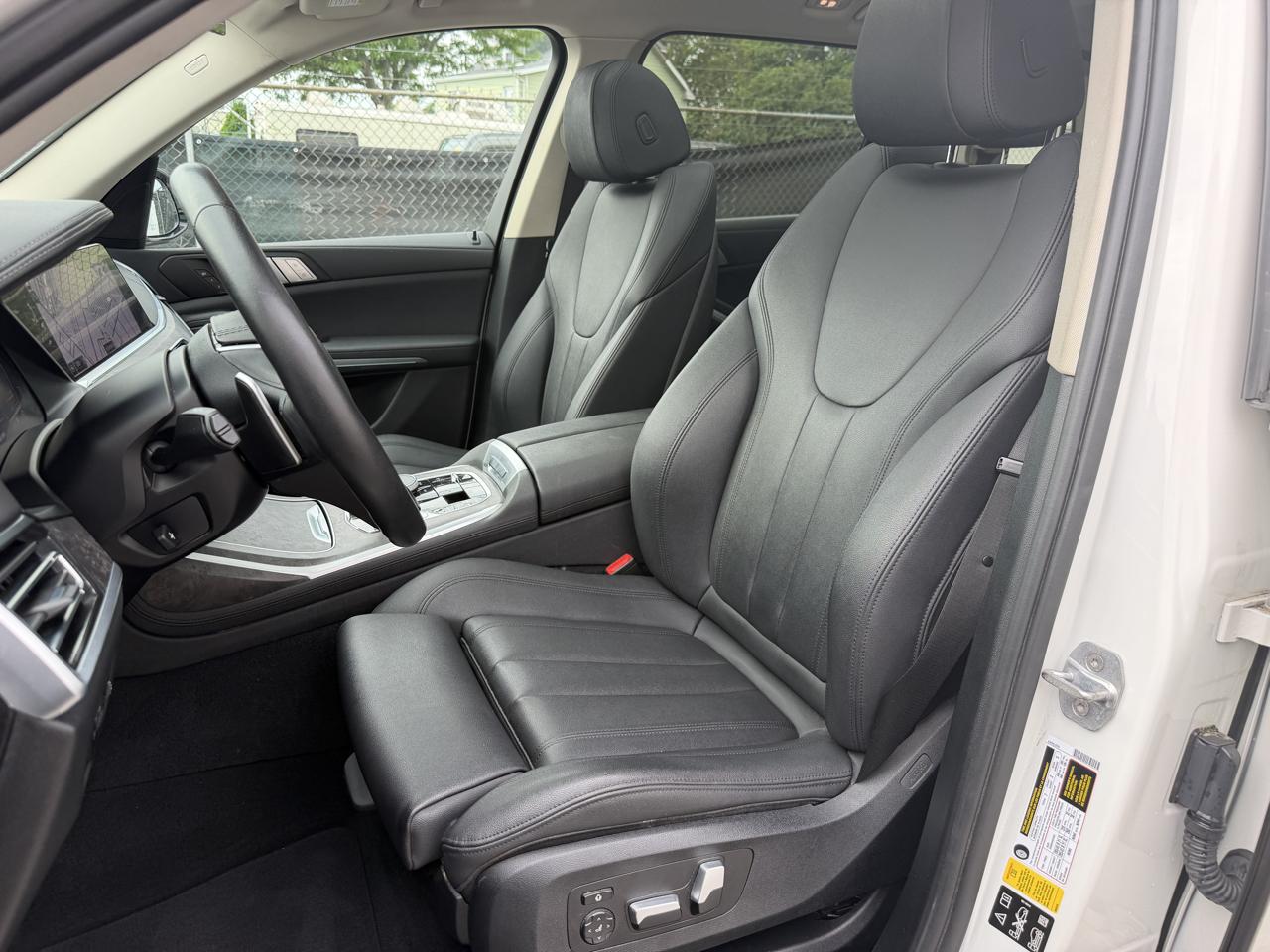 BMW X7 xDrive40i Sports Activity Vehicle 2020