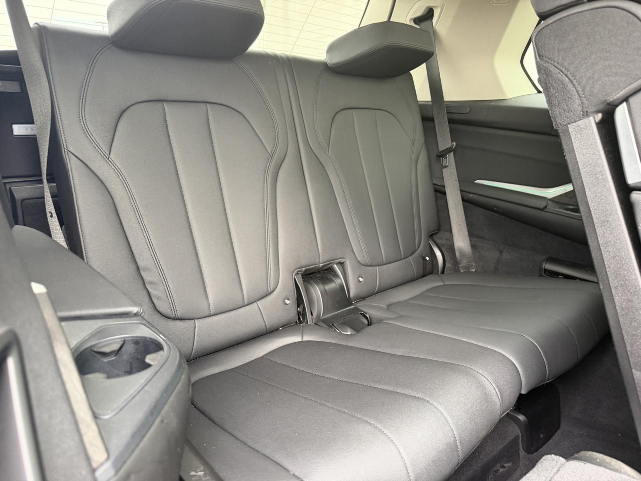 BMW X7 xDrive40i Sports Activity Vehicle 2020