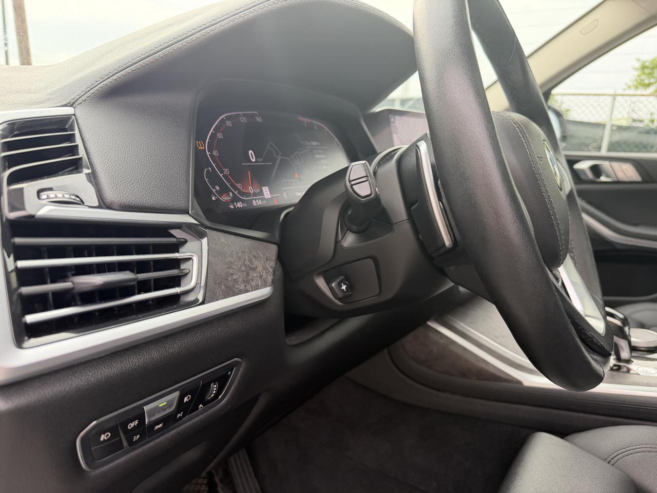 BMW X7 xDrive40i Sports Activity Vehicle 2020