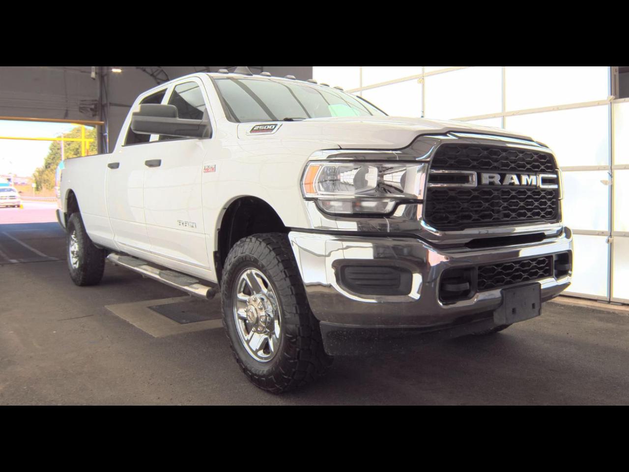 2022 RAM 2500 Tradesman 4x4 Crew Cab 8' Box