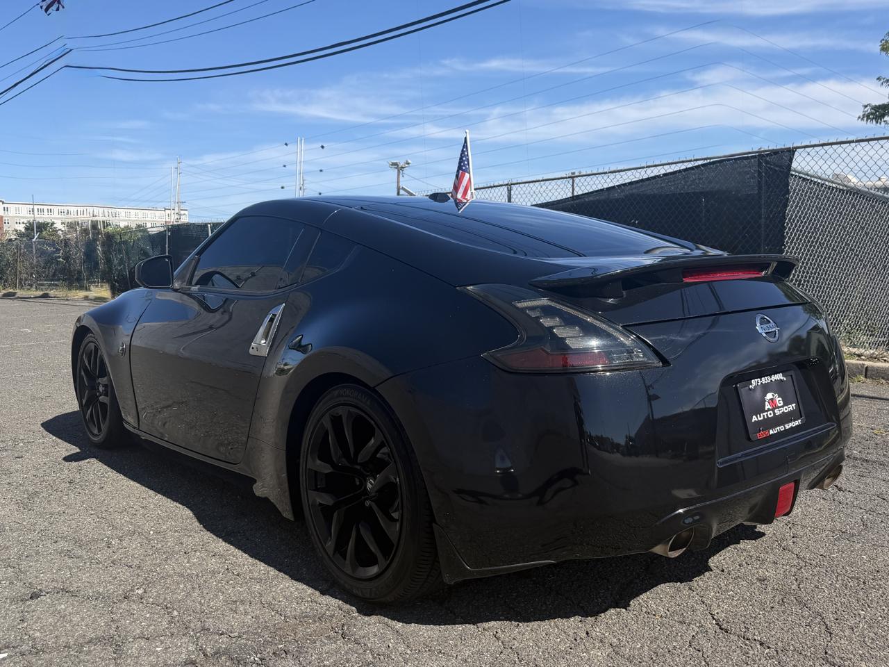 Nissan 370Z 2dr Cpe Auto Touring 2014