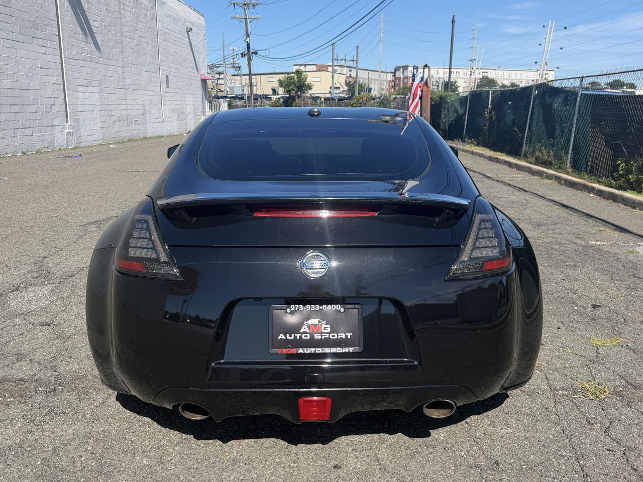 Nissan 370Z 2dr Cpe Auto Touring 2014