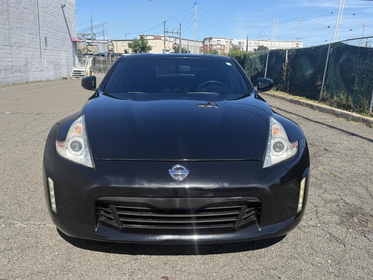 Nissan 370Z 2dr Cpe Auto Touring 2014