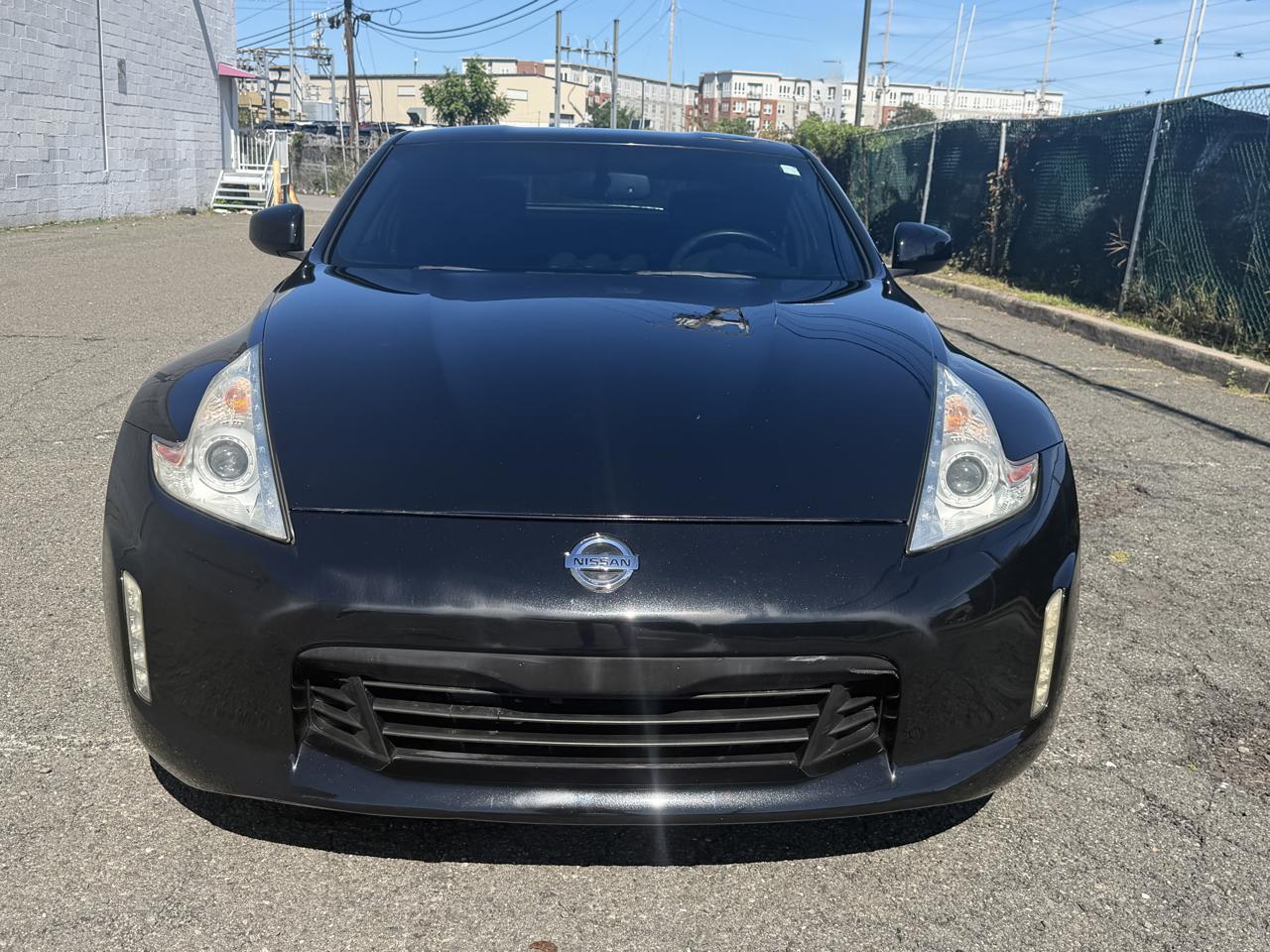 Nissan 370Z 2dr Cpe Auto Touring 2014